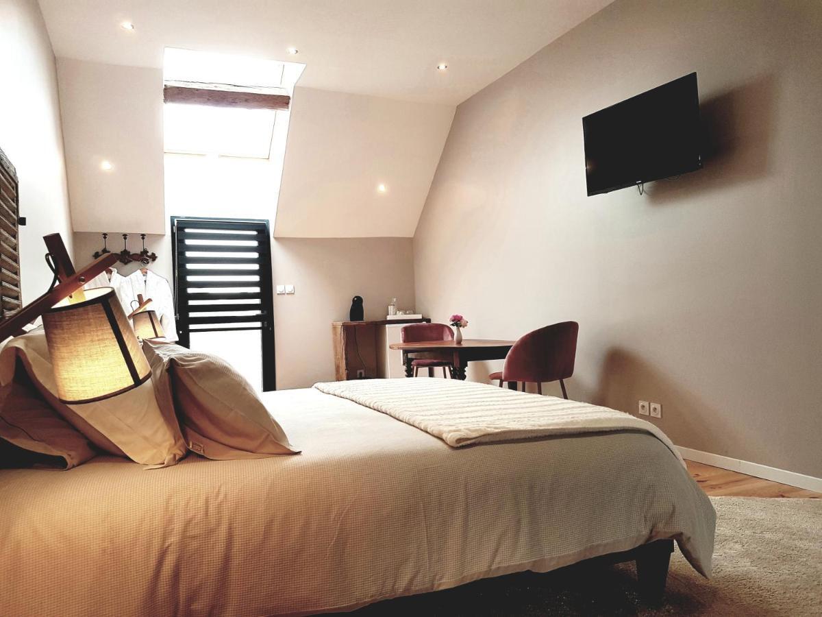 Domaine Du Bois Chaumet Bed and Breakfast Couzon Εξωτερικό φωτογραφία