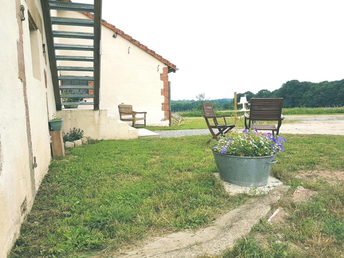 Domaine Du Bois Chaumet Bed and Breakfast Couzon Εξωτερικό φωτογραφία